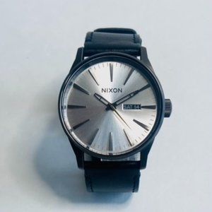 Nixon Sentry Leather 42 MM Gunmetal Black Steel